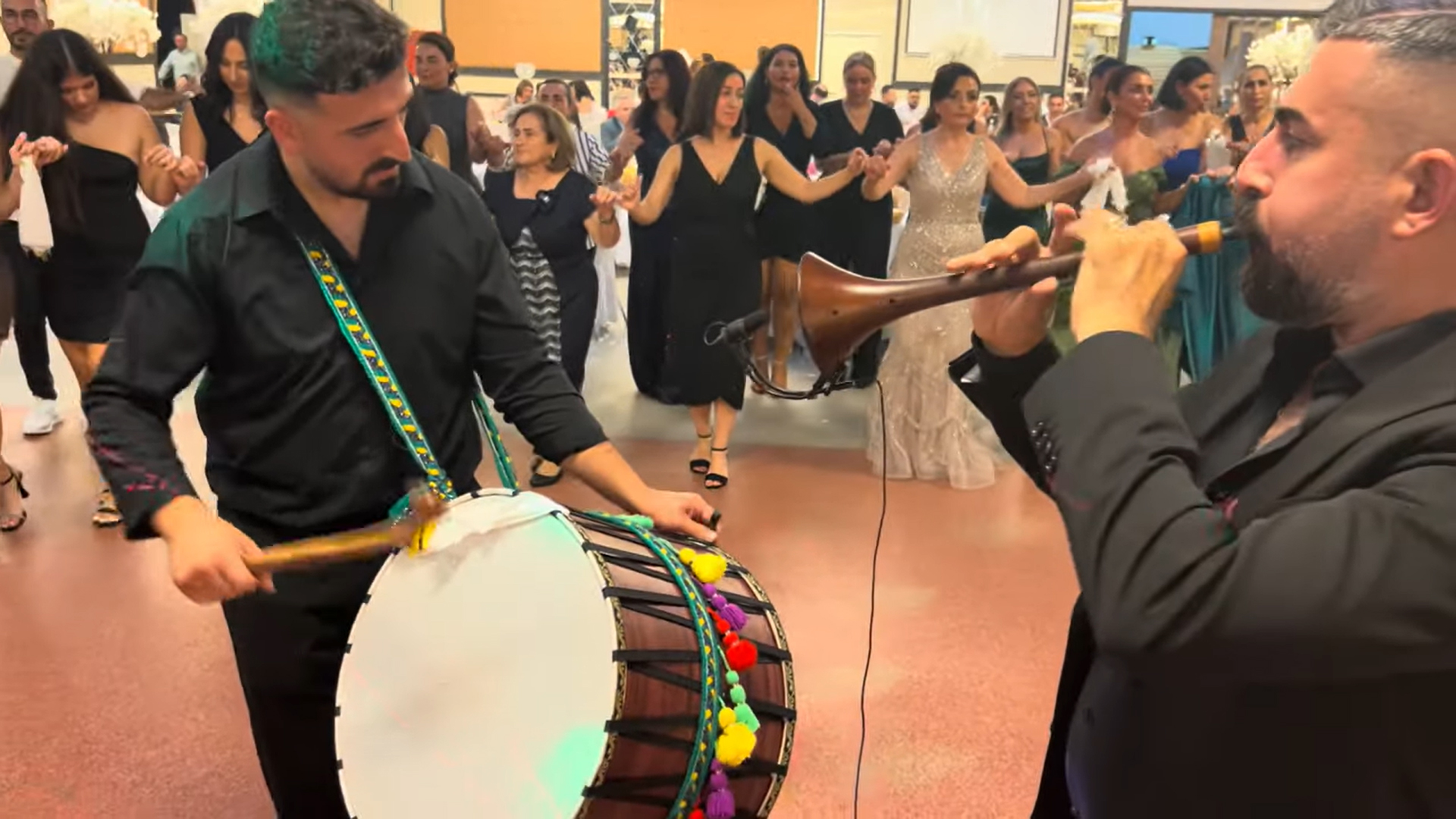 Davul Zurna Coşkusunu Etkinliğinize Taşımak İçin Hemen Bizimle İletişime Geçin
